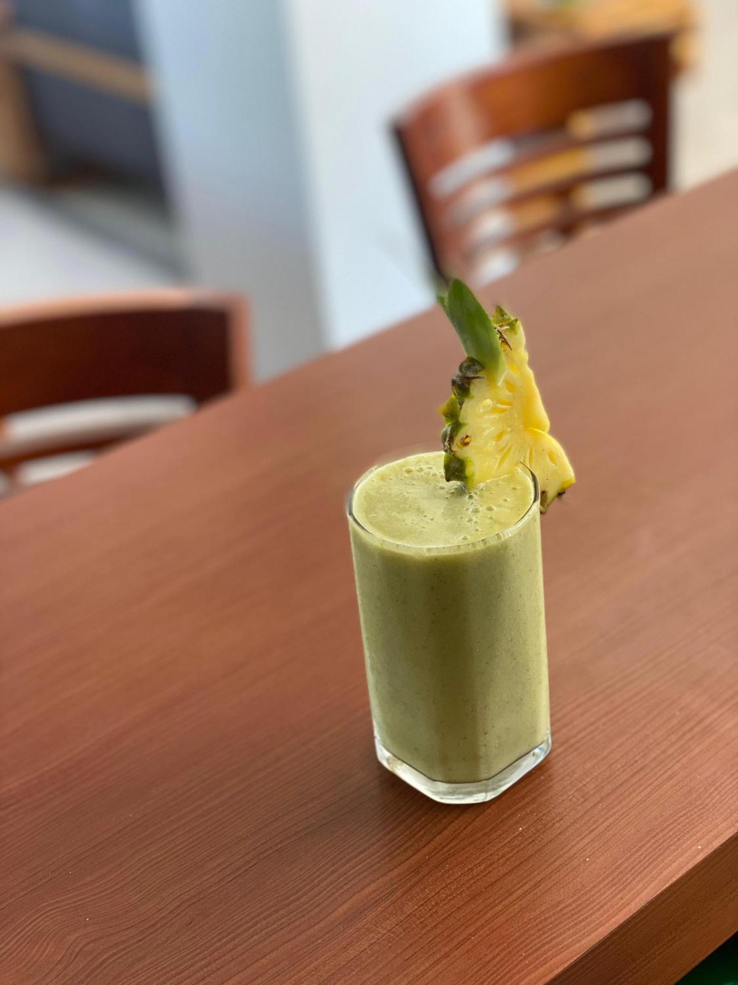 De Padma Gili Air Hotel Екстериор снимка